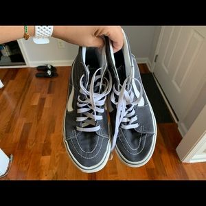 Grey Vans sk8 Hi